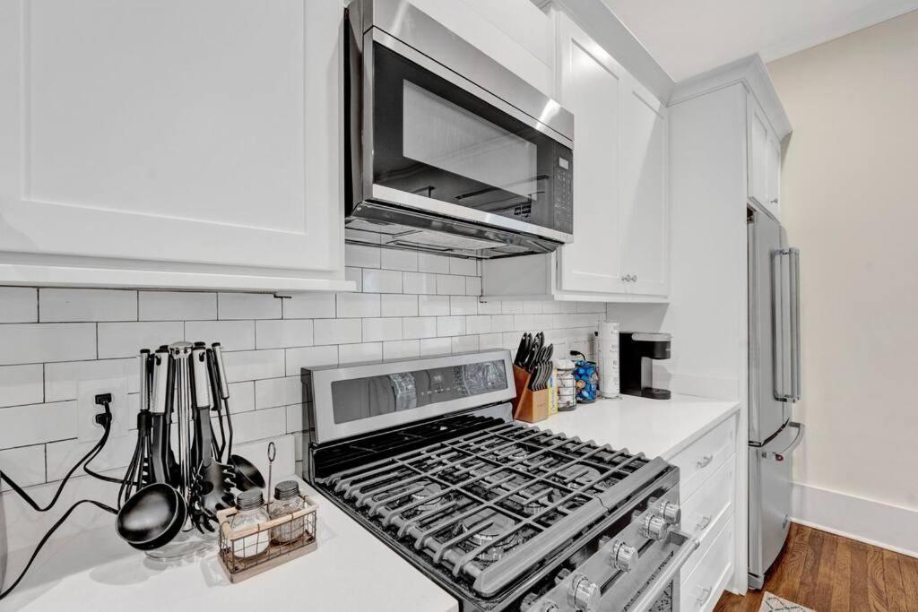 ממפיס The Victorian - Elegant 3Br Home Near Overton מראה חיצוני תמונה