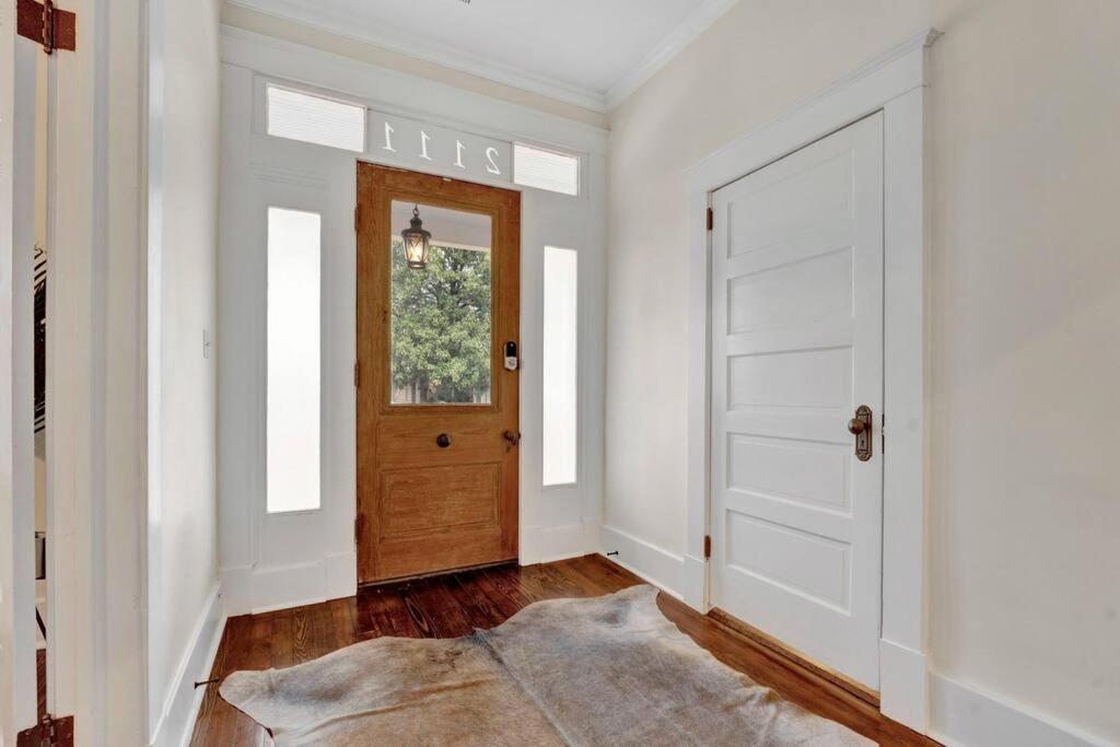 ממפיס The Victorian - Elegant 3Br Home Near Overton מראה חיצוני תמונה