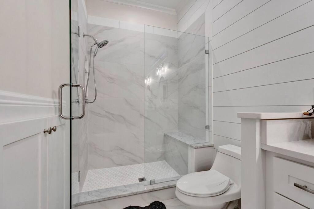 ממפיס The Victorian - Elegant 3Br Home Near Overton מראה חיצוני תמונה